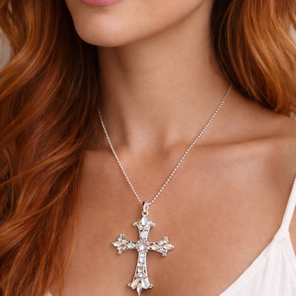 Elegant Silver Cross Pendant Necklace